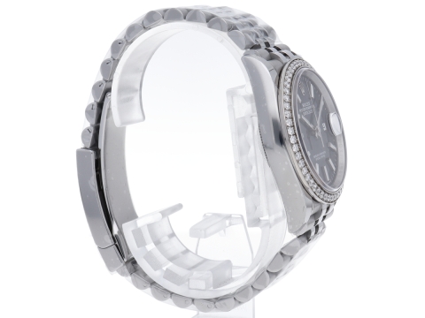 ロレックス 新品・未使用 デイトジャスト 36 メンズ時計
ダイヤベゼル フルーテッドモチーフ文字盤 保証期間中(2022.02)